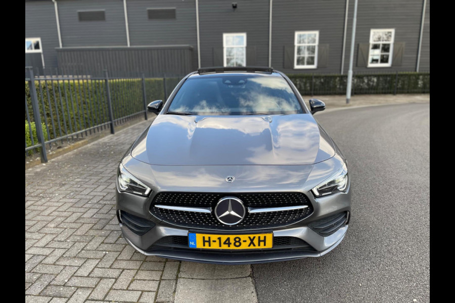 Mercedes-Benz CLA-Klasse Shooting Brake 180 AMG Styling- BURMESTER PANORAMADAK -SFEER-NIGHT-WIDESCREEN-COMPLEET