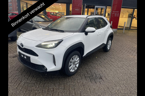 Toyota Yaris Cross 1.5 Hybrid 115 Business Bi-Tone | Navigatie | Head Up Display | Apple Carplay & AnroidAUTO | Stoel-& Stuurverwarming