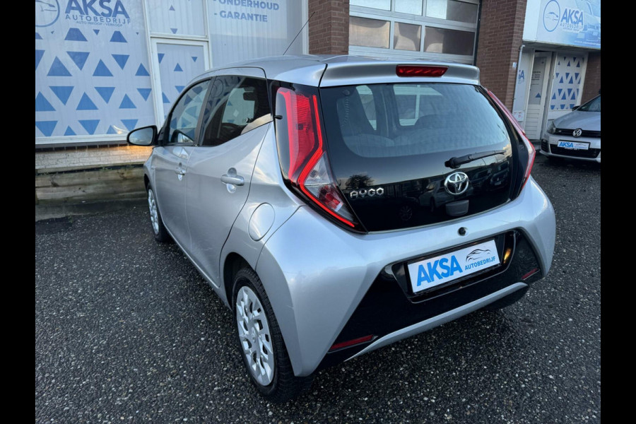 Toyota Aygo 1.0 VVT-i x-play Automaat 72pk Airco/Bluetooth/Garantie/