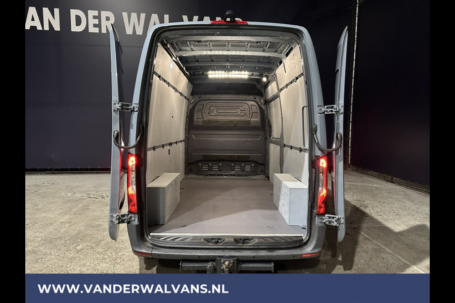 Mercedes-Benz Sprinter 314 CDI 143pk **BPM VRIJ voor de Ondernemer** L2H2 Euro6 Airco | Camera | Apple Carplay | Android Auto | Trekhaak Parkeersensoren, Cruisecontrol, Stoelverwarming, Bijrijdersbank