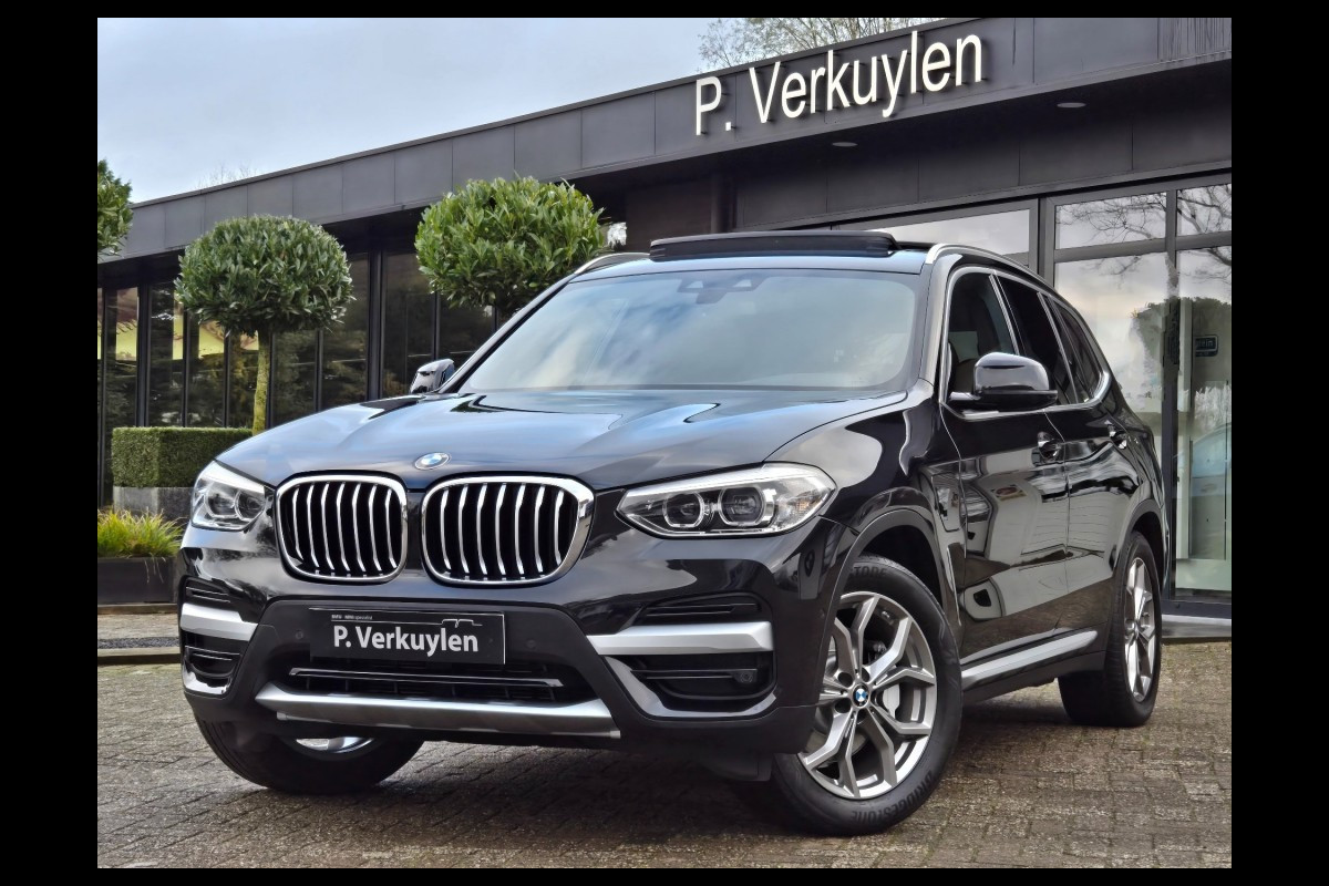 BMW X3 XDRIVE30E LUXURY LINE I PANORMA I LEDER I TREKHAAK I SPORTSTOELE