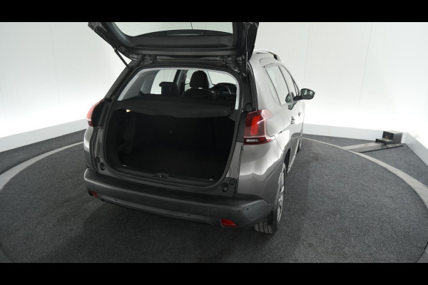 Peugeot 2008 PureTech 82 Signature | Camera | Apple Carplay | Parkeersensoren  | 30.000km