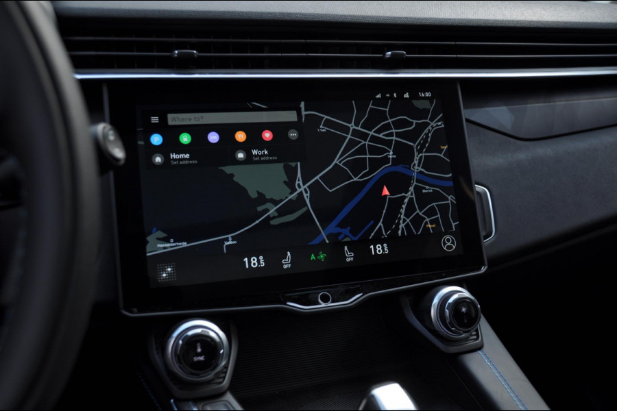 Lynk & Co 01 / 360 Camera / Adaptieve cruise control / Elektrische stoelen / BLIS / Stoelverwarming / Elektrische achterklep / Climate control / Parkeersensoren met camera / Regensensor / Keyless entry /