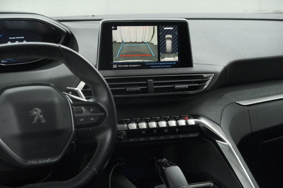 Peugeot 5008 PureTech 130 EAT8 Allure | Panoramadak | Camera | Navigatie | Apple Carplay