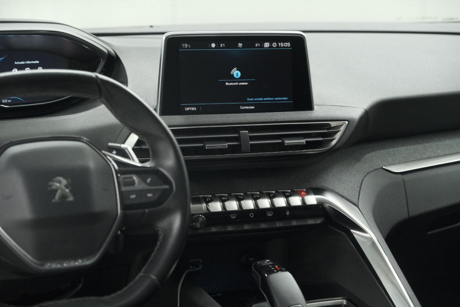 Peugeot 5008 PureTech 130 EAT8 Allure | Panoramadak | Camera | Navigatie | Apple Carplay