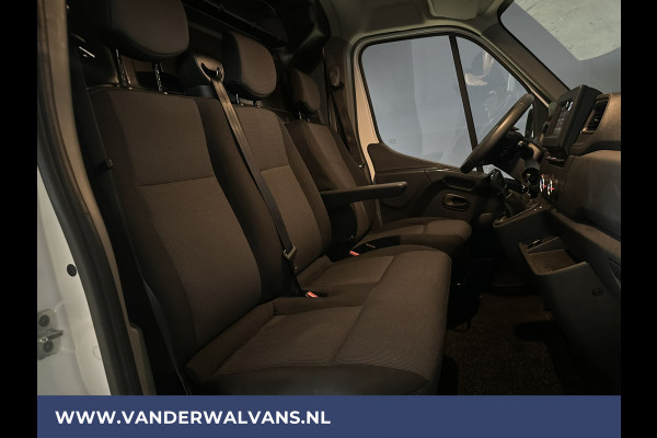 Renault Master 2.3 dCi 136pk **BPM VRIJ voor de Ondernemer** L2H2 Euro6 Airco | Navigatie | LED | 2500kg trekhaak Cruisecontrol, Parkeersensoren, Bijrijdersbank