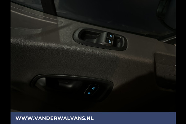 Ford Transit 2.0 TDCI 130pk **BPM VRIJ voor de Ondernemer** L4H3 Euro6 Airco | Camera | Navigatie | Apple Carplay Android Auto, Cruisecontrol, Parkeersensoren, Bijrijdersbank, Stoelverwarming, verwarmde voorruit