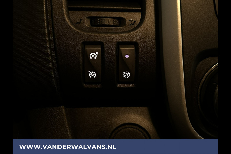 Renault Trafic 2.0 dCi 120pk **BPM VRIJ voor de Ondernemer** L2H1 Euro6 Airco | LED | Navigatie | LM Velgen | Camera | Cruisecontrol Sidebars, LM velgen, Parkeersensoren, Bijrijdersbank