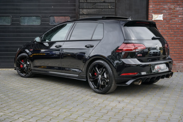 Volkswagen Golf 2.0 TSI GTI TCR Pano/Akrapovic/Dynaudio/R-Camera/VOL