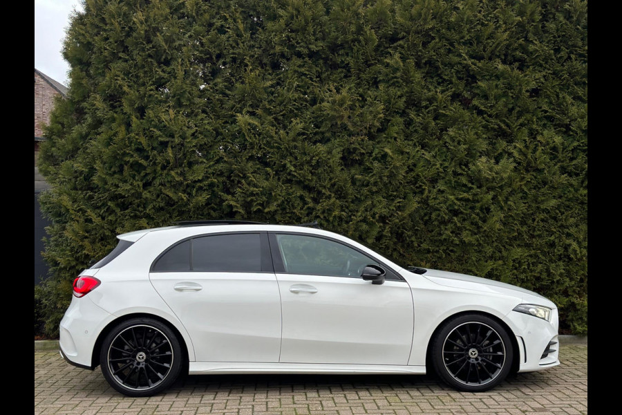 Mercedes-Benz A-Klasse A180 d Panorama AMG Pakket