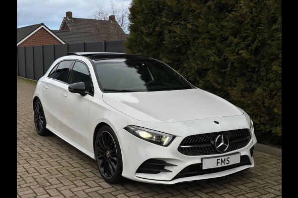 Mercedes-Benz A-Klasse A180 d Panorama AMG Pakket