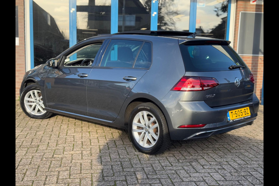 Volkswagen Golf 1.5 TSI Highline BusinessR 2019 AUT PANO ACC