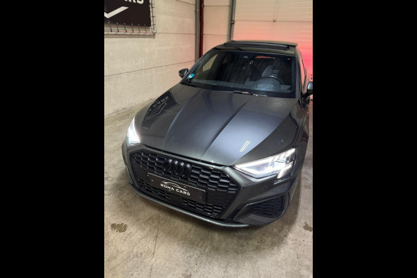 Audi A3 SPORTBACK 35 TFSI 3x S-Line edition one Dealer onderhouden