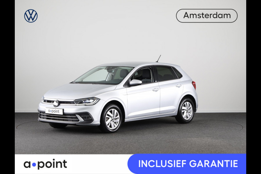 Volkswagen Polo 1.0 TSI Style 95 pk Automaat (DSG) | Navigatie | Parkeersensoren (Park assist) | Achteruitrijcamera | Adaptieve cruise control | Stoelverwarming |