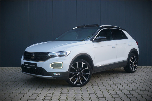 Volkswagen T-Roc 1.5 TSI Sport | Panoramadak | Camera | Automaat | Virtual | PDC | Apple Carplay | Ambiance Verlichting | Navigatie | Leer | Led | NAP | BTW | Adaptive Cruise Control |