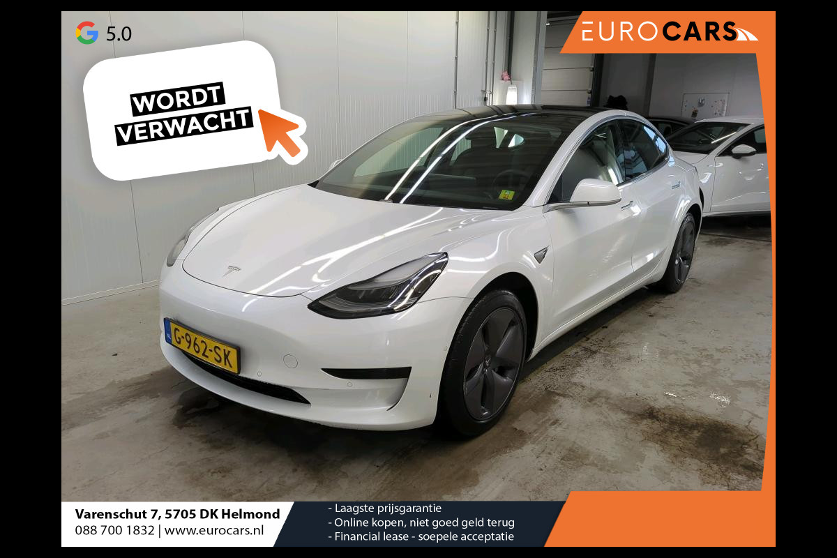 Tesla Model 3 Standard RWD Plus 60 kWh Navigatie Panoramadak Autopilot Camera Parkeersensoren Stoelverwarming