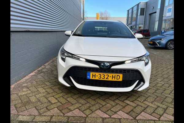 Toyota Corolla Touring Sports 1.8 Hybrid Active Trekhaak / Dealer onderhouden / Adaptive cruise / MCC / Gouda