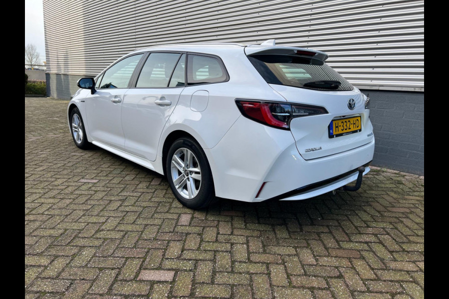 Toyota Corolla Touring Sports 1.8 Hybrid Active Trekhaak / Dealer onderhouden / Adaptive cruise / MCC / Gouda