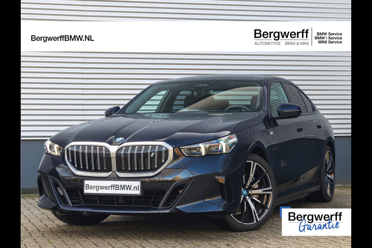 BMW i5 eDrive40 M-Sport - Pano - Driving Ass Prof - Stoelventilatie - Harman Kardon