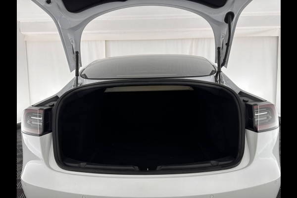 Tesla Model 3 Standard RWD Plus 60 kWh [ 3-Fase ] (INCL-BTW) Aut. *PANO | AUTO-PILOT | NAPPA-LEATHER | KEYLESS | FULL-LED | MEMORY-PACK | SURROUND-VIEW | DAB | APP-CONNECT | DIGI-COCKPIT | LANE-ASSIST | TOWBAR | COMFORT-SEATS | 18"ALU*