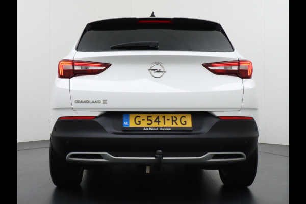 Opel Grandland X AUTOM-8 T131PK Navi Camera Trekhaak Apple Carplay Android 18"lm Pdc Opel-Connect Dual-Ecc Elec.Achterklep AGR-Stoel+Verwarmd DAB Regen-Lichtsensor Led Lane-Assist Bluetooth 1e eigenaar Origineel NLse auto ! Orig. NLse Auto 1e Eigenaar 1300kg trekvermogen