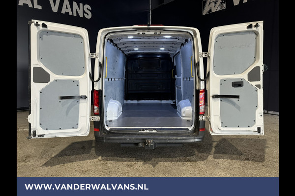 Volkswagen Crafter 2.0 TDI **BPM VRIJ voor de Ondernemer** L3H2 L2H1 Euro6 Airco | Camera | Apple Carplay | Android Auto | Trekhaak Bijrijdersbank