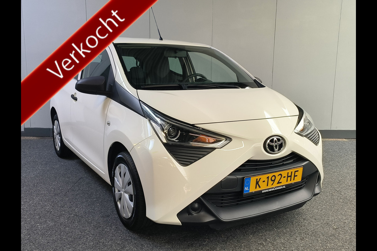 Toyota Aygo 1.0 VVT-i x-fun uit 2020 Rijklaar + 12 maanden Bovag-garantie Henk Jongen Auto's in Helmond,  al 50 jaar service zoals 't hoort!