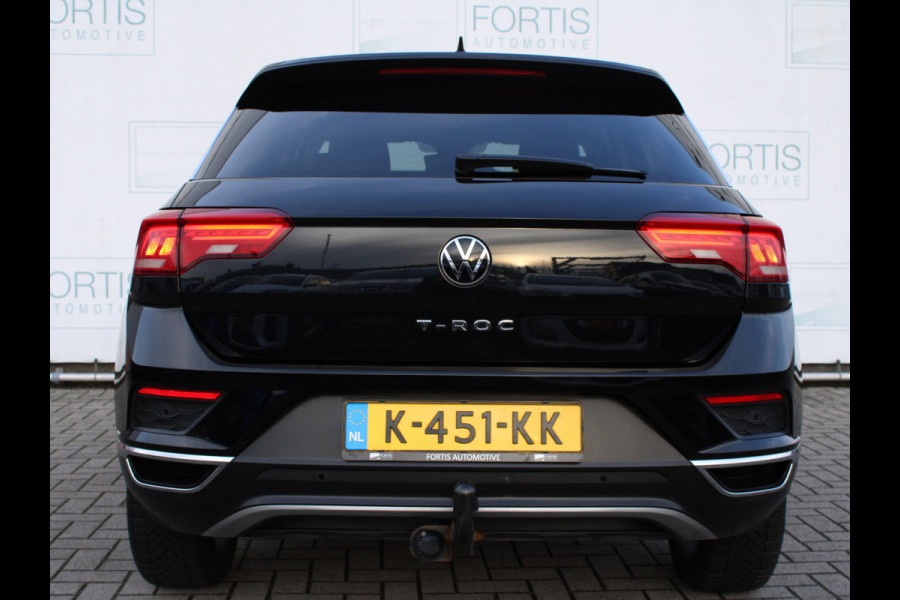 Volkswagen T-Roc 1.5 TSI Style Business NL AUTO | AUTOMAAT | TREKHAAK | CARPLAY