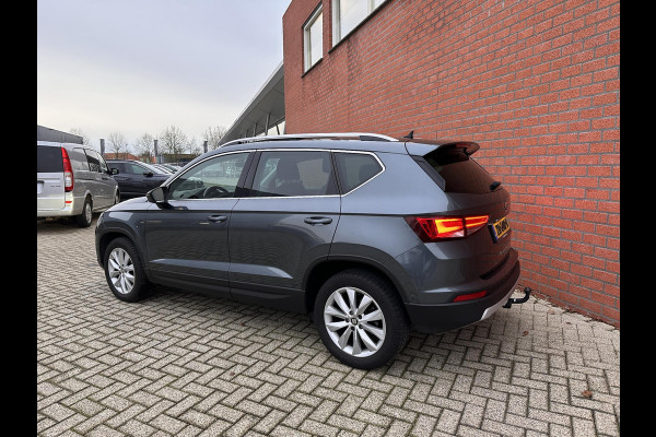 Seat Ateca 1.0 EcoTSI Style Business Intense Panoramadak Full LED Navigatie PDC VA + Camera Trekhaak Alcantara 17" Velgen DAB+ Adaptive Cruise Control