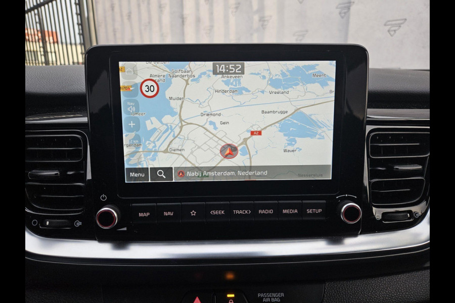 Kia Stonic 1.0 T-GDi MHEV DynamicPlusLine | Camera | Navi | Stuur-/Stoelverwarming | Key-Less | Apple CarPlay/Android Auto | Clima | 16" Velgen | PDC | Cruise | LED |