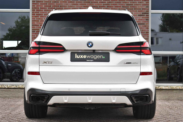 BMW X5 xDrive50e M-Sport Pano Trekh 360 22inch H/K Soft-close Gesture