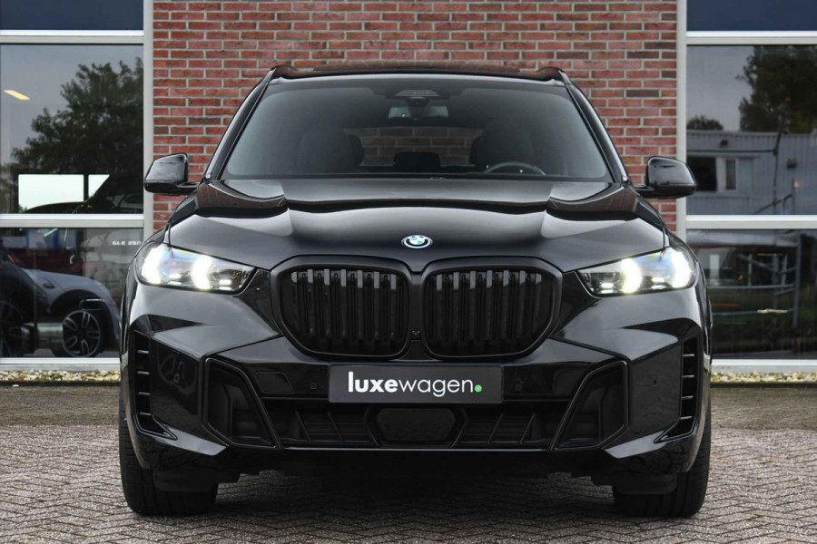 BMW X5 xDrive30d M-Sport Pano Trekh ACC Massage Standk H/K 22inch 360