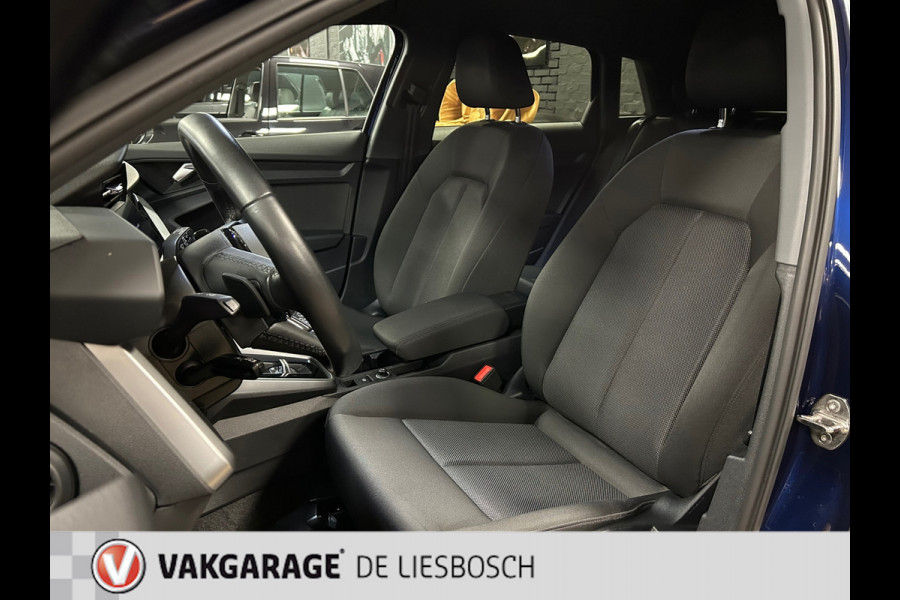 Audi A3 Sportback 40 TFSI e Advanced edition / Automaat / head-up / Led matrix / Apple carplay / camera / stoel verwarming