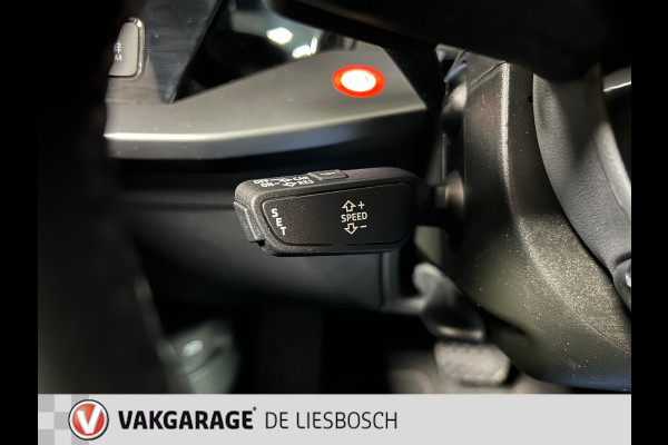 Audi A3 Sportback 40 TFSI e Advanced edition / Automaat / head-up / Led matrix / Apple carplay / camera / stoel verwarming