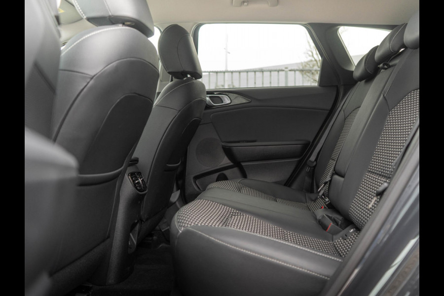 Kia Ceed Sportswagon 1.0 T-GDi DynamicPlusLine Stoelverwarming | LED | Navigatie+Carplay | Elektrische achterklep |