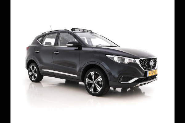 MG ZS EV Luxury 45 kWh (INCL-BTW) *PANO | FULL-LEATHER | CCS-FASTLOADER | KEYLESS | NAVI-FULLMAP | ADAPTIVE-CRUISE | CAMERA | APP-CONNECT | DAB | LANE-ASSIST | SPORT-SEATS | 17"ALU*