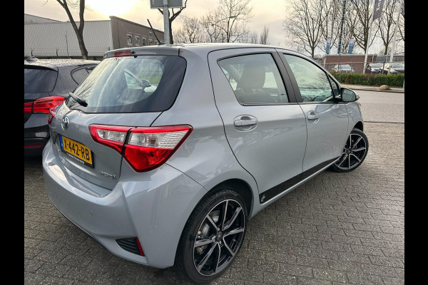 Toyota Yaris 1.5 Hybrid 2019 DYNAMIC SPORT NARDO-GREY NAVI 17 INCH LUXE