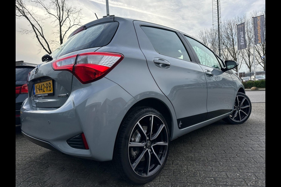 Toyota Yaris 1.5 Hybrid 2019 DYNAMIC SPORT NARDO-GREY NAVI 17 INCH LUXE