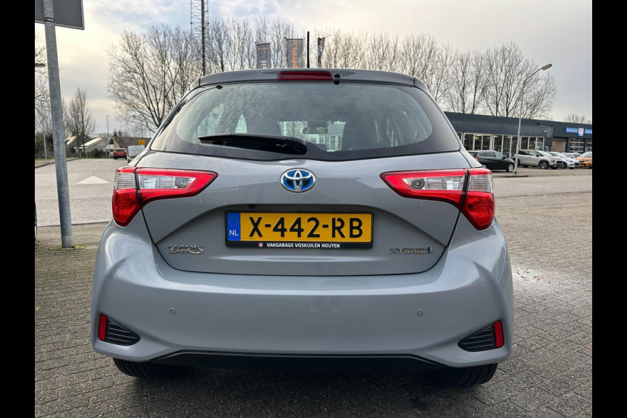 Toyota Yaris 1.5 Hybrid 2019 DYNAMIC SPORT NARDO-GREY NAVI 17 INCH LUXE