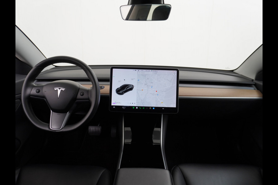 Tesla Model 3 SR+60kWh 326PK AutoPilot FSD-v.b Premium-Luidsprekers Leer PanoDak Adaptive cruise 18" Camera's Elektr.-Stuur+Stoelen+Spiegels+G Ecc Navigatiesysteem full map LED-a+v Comfortstoel(en) ACC Dual-ECC DAB Voorverwarmen interieur via App Keyless via Telefoonsleutel One-Pedal-Drive Orig. nlse auto  1e eigenaar Slechts 1584kg (Lichtste Tesla)