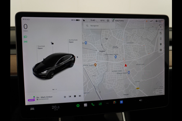 Tesla Model 3 SR+60kWh 326PK AutoPilot FSD-v.b Premium-Luidsprekers Leer PanoDak Adaptive cruise 18" Camera's Elektr.-Stuur+Stoelen+Spiegels+G Ecc Navigatiesysteem full map LED-a+v Comfortstoel(en) ACC Dual-ECC DAB Voorverwarmen interieur via App Keyless via Telefoonsleutel One-Pedal-Drive Orig. nlse auto  1e eigenaar Slechts 1584kg (Lichtste Tesla)