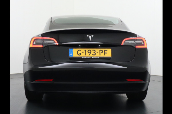 Tesla Model 3 SR+60kWh 326PK AutoPilot FSD-v.b Premium-Luidsprekers Leer PanoDak Adaptive cruise 18" Camera's Elektr.-Stuur+Stoelen+Spiegels+G Ecc Navigatiesysteem full map LED-a+v Comfortstoel(en) ACC Dual-ECC DAB Voorverwarmen interieur via App Keyless via Telefoonsleutel One-Pedal-Drive Orig. nlse auto  1e eigenaar Slechts 1584kg (Lichtste Tesla)