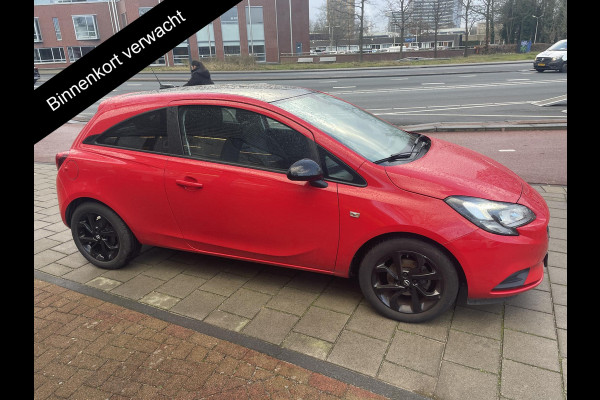 Opel Corsa 1.4 Black Edition | Navigatie | Trekhaak | Parkeersensoren achter