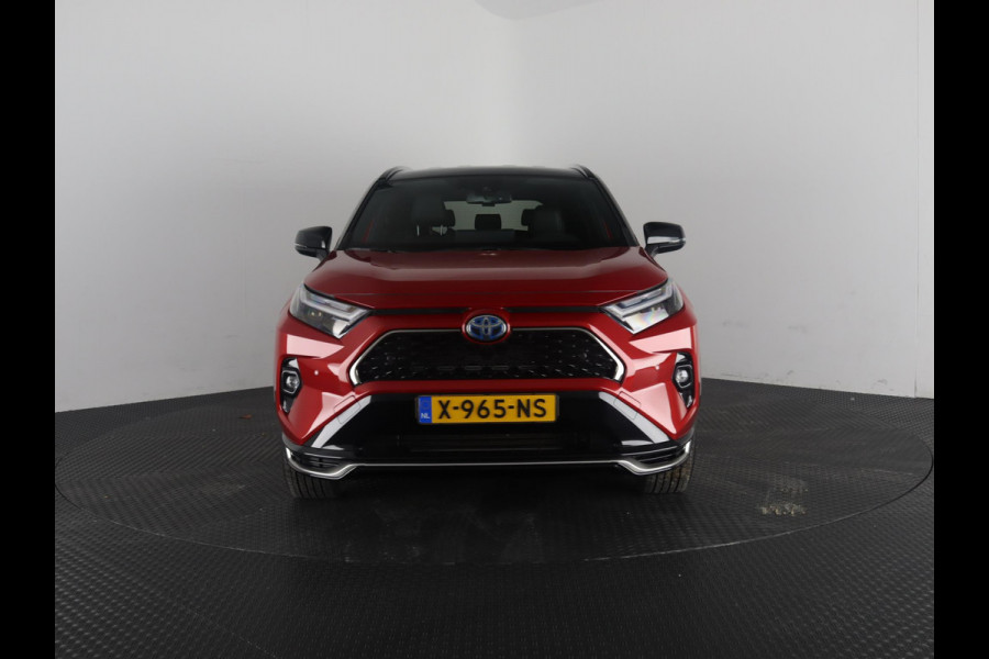 Toyota RAV4 2.5 Plug-in Hybrid AWD Style Bi-Tone | Alarm klasse 3 | Trekhaak en 1.600 kg trekgewicht