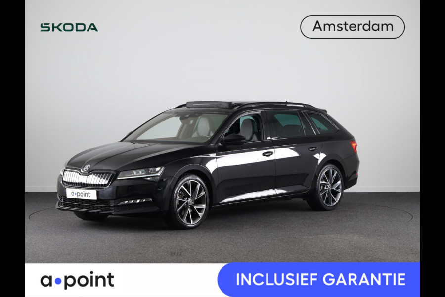 Škoda Superb Combi 1.4 TSI iV Sportline Business 156 pk Automaat (DSG) | Navigatie | Panoramadak | Trekhaak (wegklapbaar) | Parkeersensoren | Achteruitrijcamera | Stoelverwarming v/a |