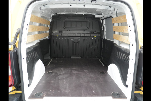 Opel Combo 1.5D L1H1 Edition 11x Op voorraad! 3-Persoons Airco Cruise Control Bluetooth Elektr.ramen Elektr.spiegels+Verwarmd Centr.Vergr+a Schuifdeur Betonplex vloer Lat om Lat betimmering Super Nette Combo!