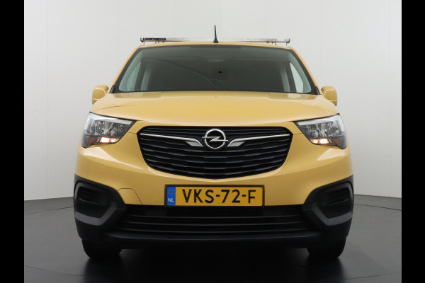 Opel Combo 1.5D L1H1 Edition 11x Op voorraad! 3-Persoons Airco Cruise Control Bluetooth Elektr.ramen Elektr.spiegels+Verwarmd Centr.Vergr+a Schuifdeur Betonplex vloer Lat om Lat betimmering Super Nette Combo!