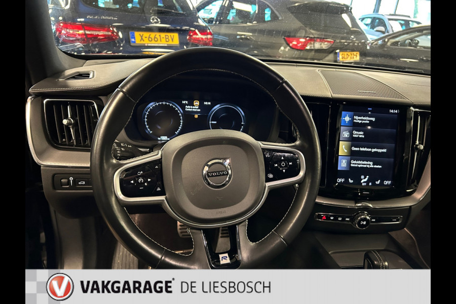 Volvo XC60 2.0 T8 Twin Engine AWD,R, Inscription,pano,leer,navi,camera,trekhaak