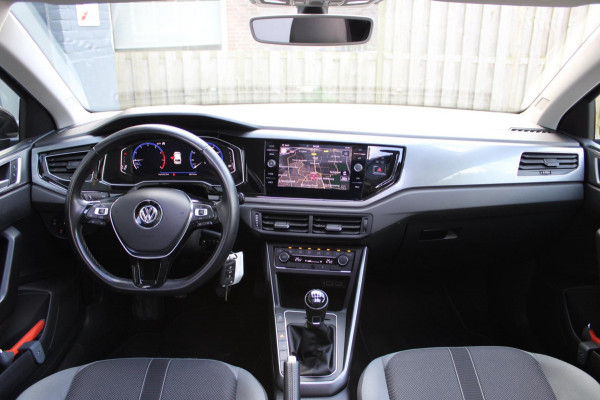 Volkswagen Polo 1.0 TSI Highline Airco Pano Carplay Navi Nap