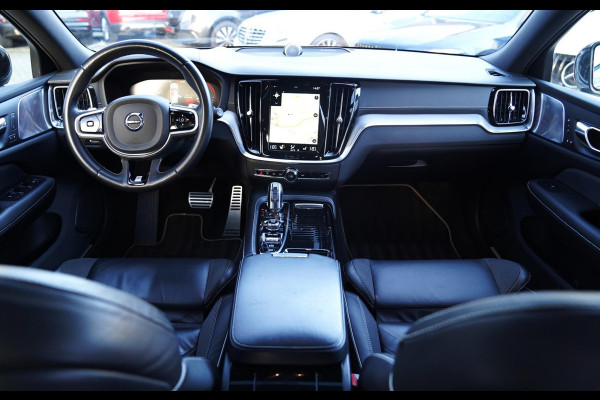 Volvo V60 2.0 T8 Twin Engine AWD | R-Design Binnen+buiten | Bowers&Wilkins | incl BTW | 360 camera | Stuurwielverwarming | Headup